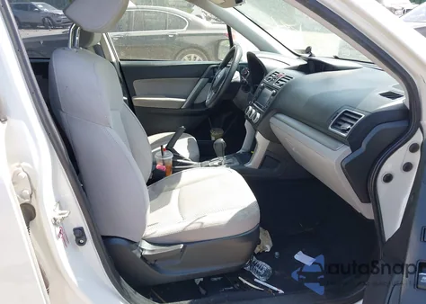 2017 Subaru Forester 2.5I из США, поврежденный, VIN JF2SJABC7HH558123